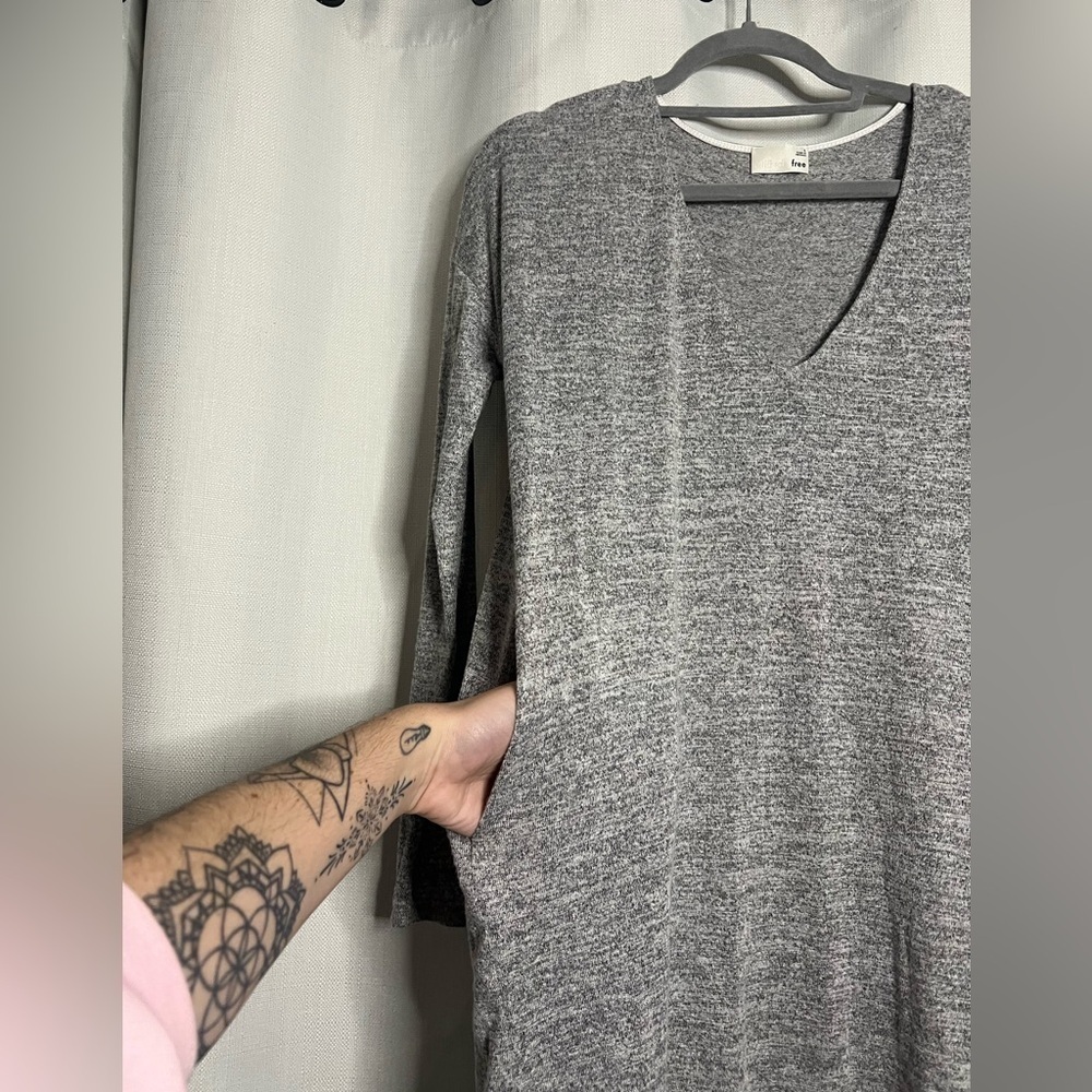 Wilfred Free Gail V Neck Long Sleeve Dress Small Oversized - Picture 6 of 10